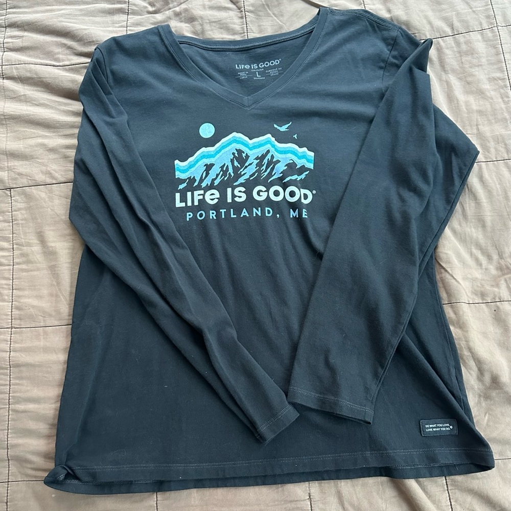 Life Is Good Navy V-Neck Shirt with Blue Graphic